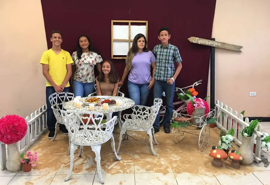Estudiantes de Educación Básica